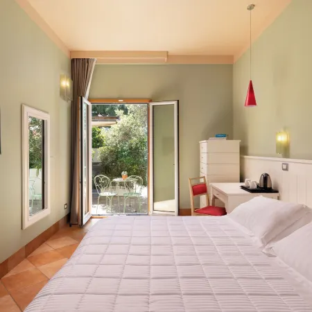 Marin Hotel