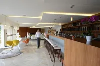 Hotel Restaurant la Vague de Saint Paul - bar