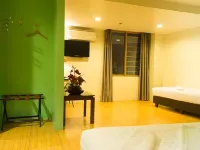 City Center Hotel Hotels near Mines View Park