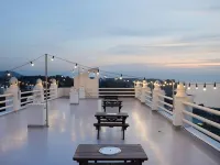 Cocoon Hotel Hotels near Aewol