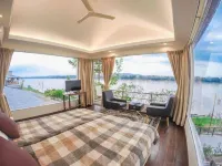 Chandra Varin Riverfront - Nhà nghỉ
