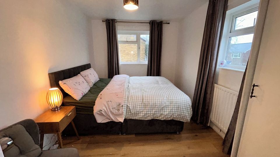 Charming 4-bedroom House Rental in Basildon, UK