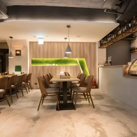 Royal Rose Hotel Shuangcheng Hall Отели рядом с достопримечательностью «Тайбэй Ай»