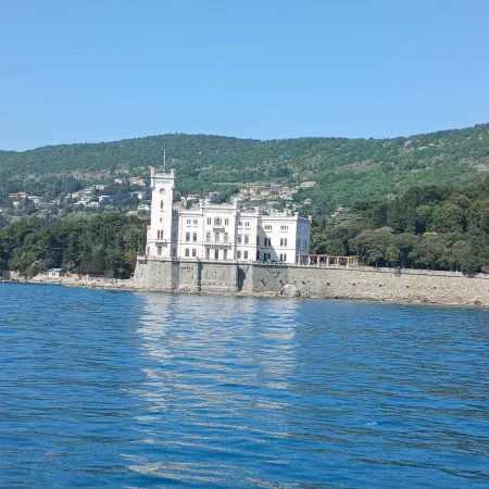 Romantic Eco-Lodge in the Heart of Trieste
