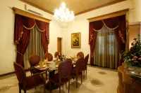 Kusuma Sahid Prince Hotel Solo - Pysäköinti