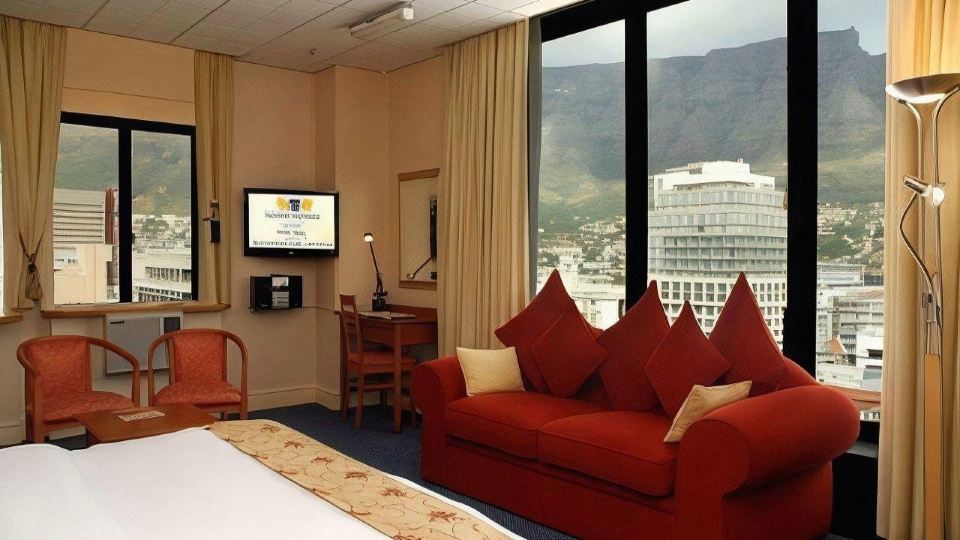 Cape Town Lodge Hotel