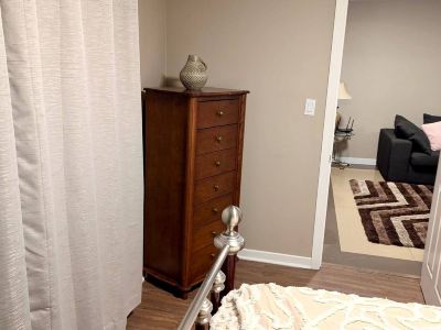 Bright & Comfortable 3-Bedroom Apartment, Free Parking, Near Spa Le Finlandais