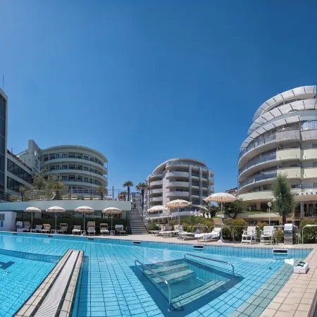 Hotel Premier & Suites - Premier Resort