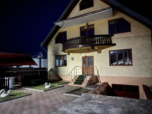 Roman Villa, Sleeps 8 With Parking and Garden - 홈스테이