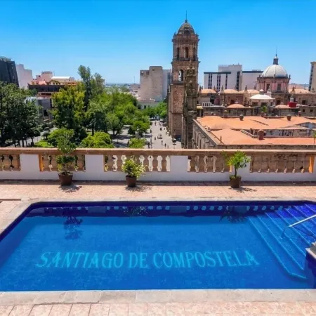 Hotel Santiago de Compostela - Guadalajara Centro Historico