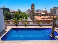 Hotel Santiago de Compostela - Guadalajara Centro Historico - Pools