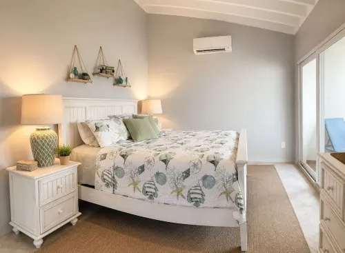 2Br 2BA - "A Little Vitamin Sea" with Amazing Views Plus Backup Power - 2-Star