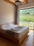 Kemin Guest House - parkir
