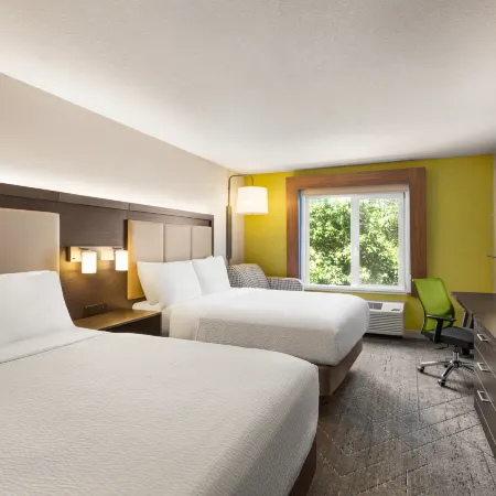 Holiday Inn Express & Suites REDDING by IHG