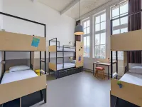 阿姆斯特丹東斯托亞凱青年旅舍 原子與分子物理學研究所附近的飯店