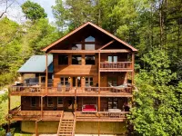 Blue Ridge Luxury Cabin w/ Views, Movie Theater, EV Charger & Hot Tub - Hot Tub
