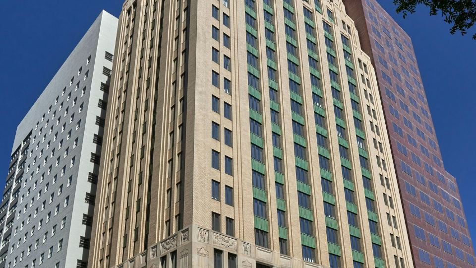 Renaissance Saint Elm Dallas Downtown Hotel