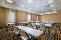 Fairfield Inn & Suites Lincoln Airport - Layanan Antar-Jemput