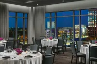 AC Hotel Raleigh Downtown - parking