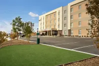 Home2 Suites by Hilton Elko - Bãi đậu xe