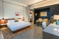 Hi-Lo Hotel, Autograph Collection - Barer