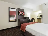 Red Roof Inn Oklahoma Airport - I-40 W/Fairgrounds Hotels near Athena Mall