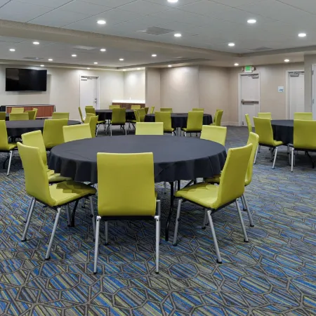 Holiday Inn Express LODI by IHG