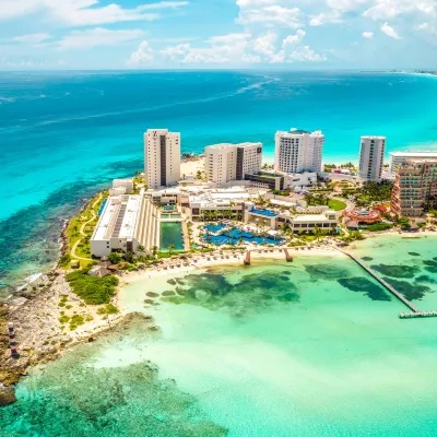 Hyatt Ziva Cancun Hotels near Ruinas Mayas Punta Cancún
