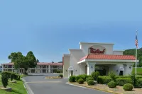 Red Roof Inn Dalton - 2-Star