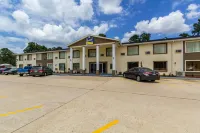 Scottish Inn and Suites Tomball - breakfast