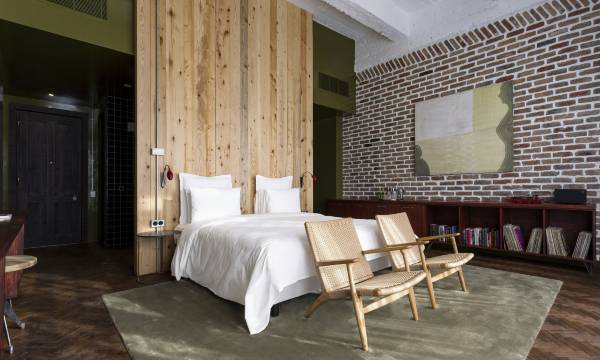 Stamba Hotel