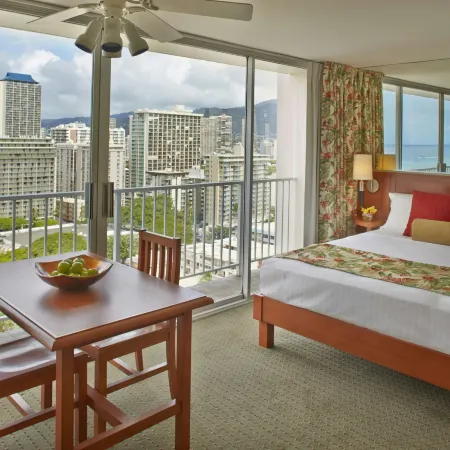 Pacific Monarch Hotel