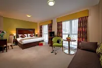 George Limerick Hotel - С парковкой