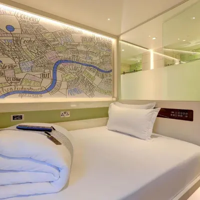 Hub by Premier Inn London Covent Garden Hotels near Trafalgar Studios