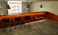 白色天使飯店 - 酒吧