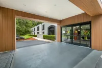 Bob Hotels Tallahassee - Boutique on Budget - 2 estrellas