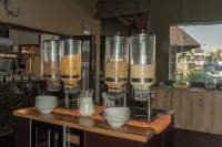 Tlou Safari Lodge - breakfast