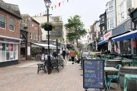 Coral Haven With Parking | By My Getaways - 2-Star