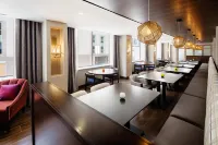 Hampton Inn & Suites Dallas / Downtown - 2-Star
