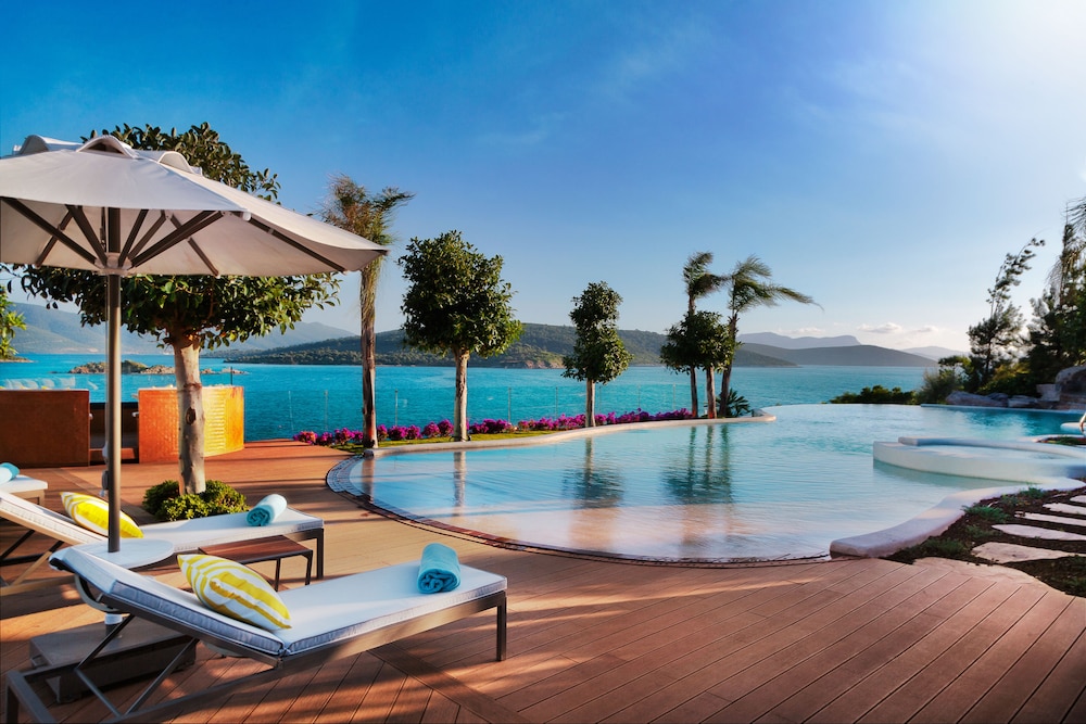 Vitalica Resort & Residences (Le Méridien Bodrum Beach Resort)