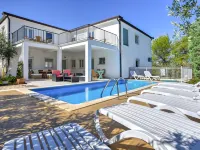 File Hotels near Oleificio Mate