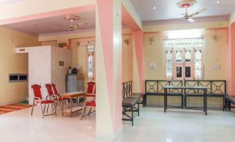 Hotel Santosh