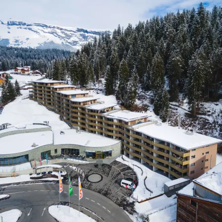 Peaks Place Apartment-Hotel & Spa