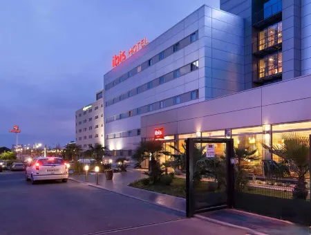 Ibis Valencia Bonaire Aeropuerto