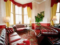 Delmont Hotel & View Restaurant Hotel di Scarborough