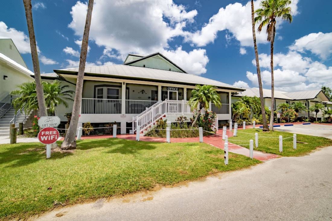 Ivey House Everglades Adventures Hotel 
