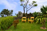 Holiday Cottage Rental with Shared Pool and Sea and Mountain View