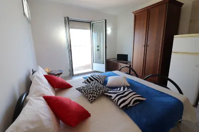 Casa Vacanze "frida" a Otranto Centro, Salento, Mono 2/3 Posti