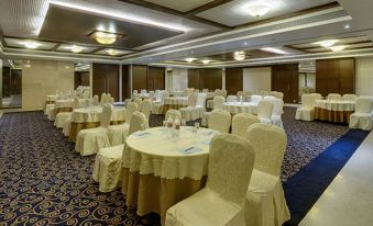 Ramee Grand Hotel and Spa, Pune