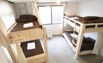 Bacchus Kofu Guesthouse - Housity